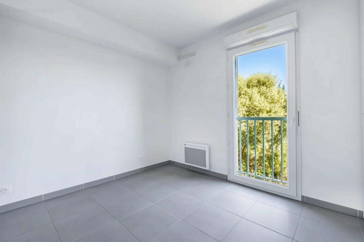 Appartement T3 de 63m2 récent avec Parking, au Calme - photo 11