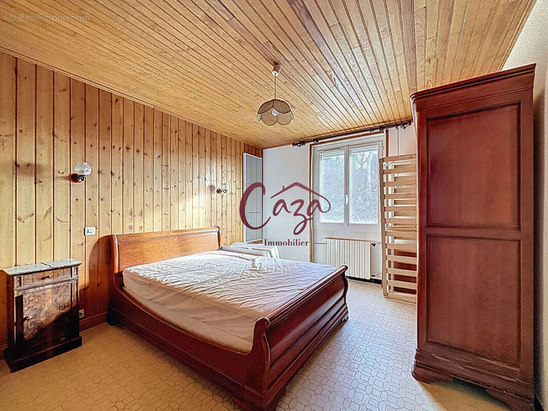 Maison à CAMBLANES-ET-MEYNAC