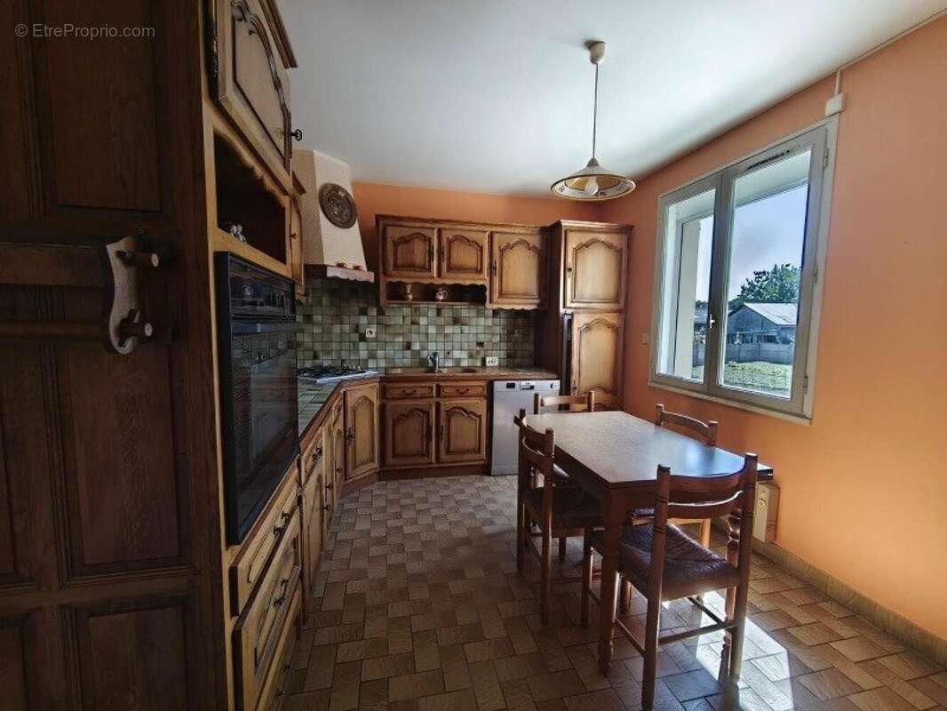 Maison 128 m² à Saint-Domineuc  - photo 6