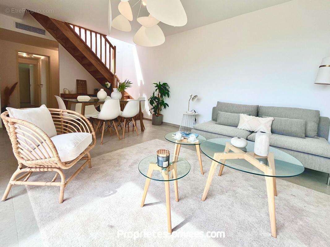 Appartement à FREJUS