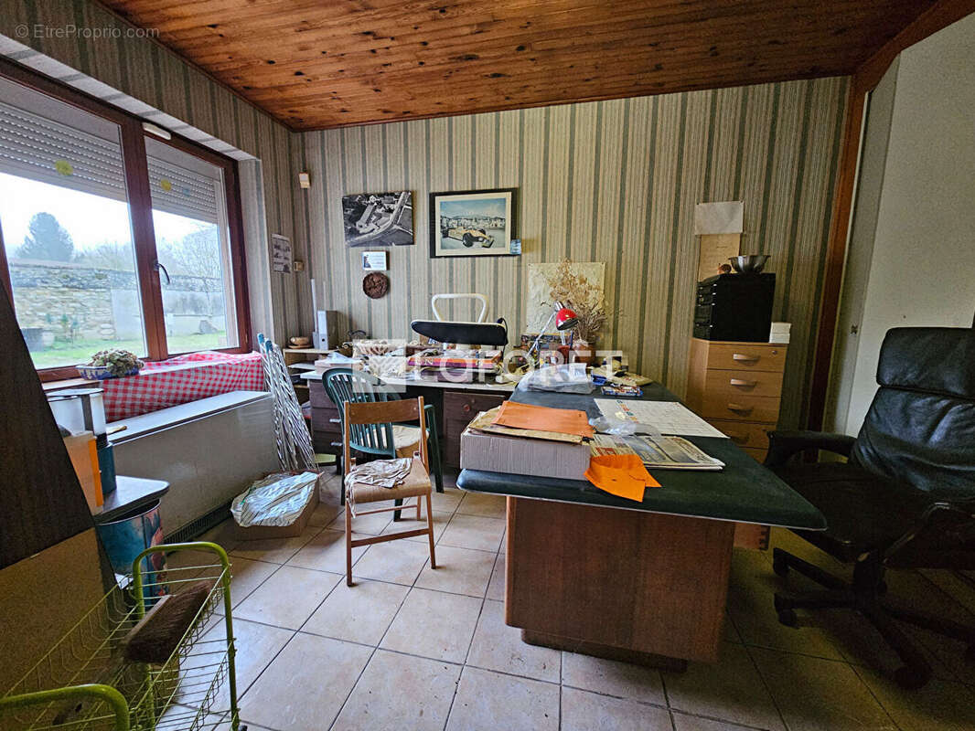 Maison à ULLY-SAINT-GEORGES