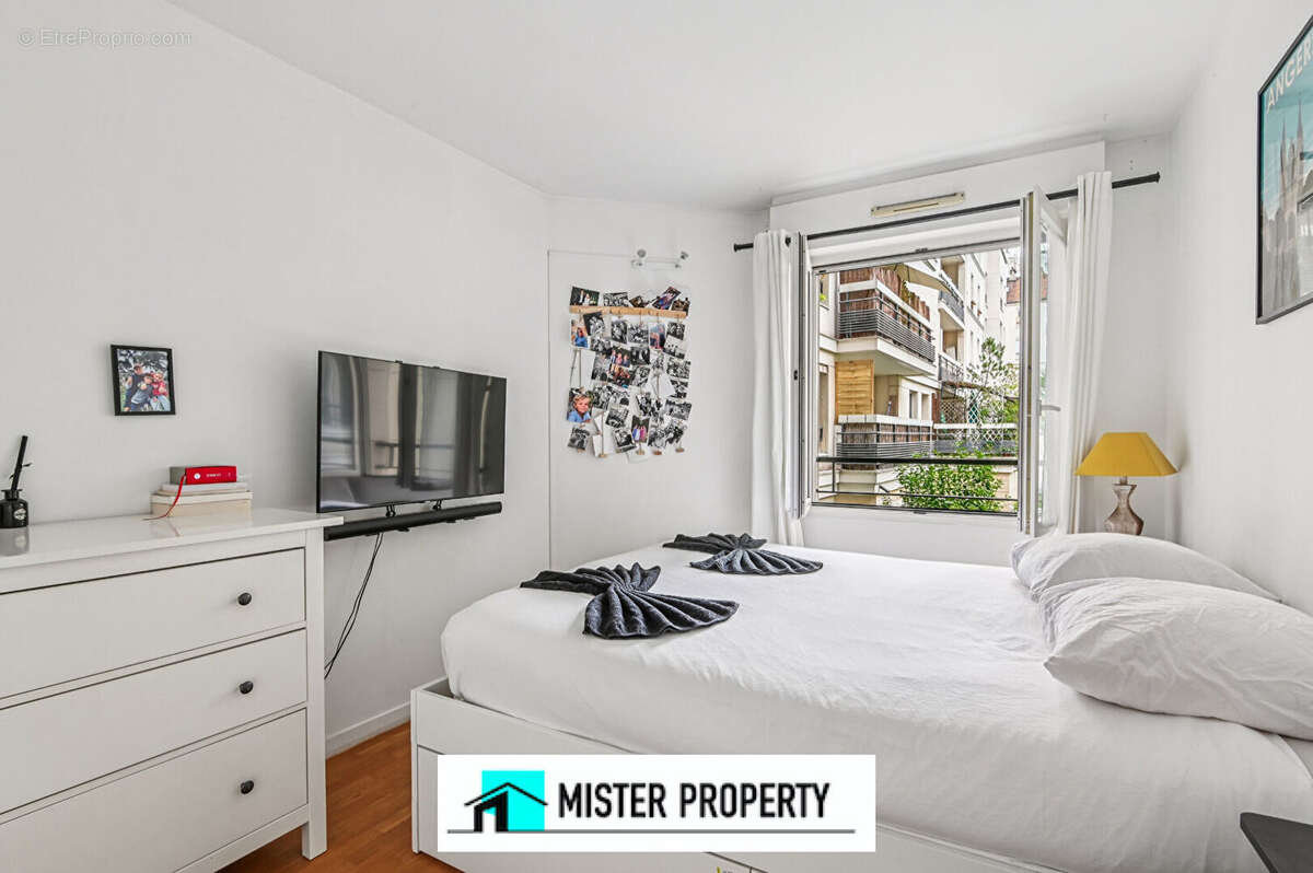 Appartement à LEVALLOIS-PERRET