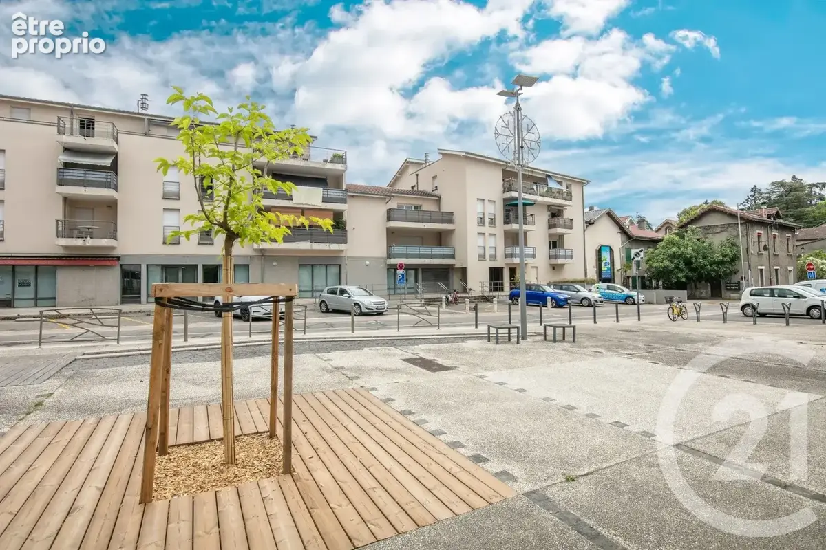 Appartement 4 pièces 84 m² à vendre à La Tronche (38700) - photo 10