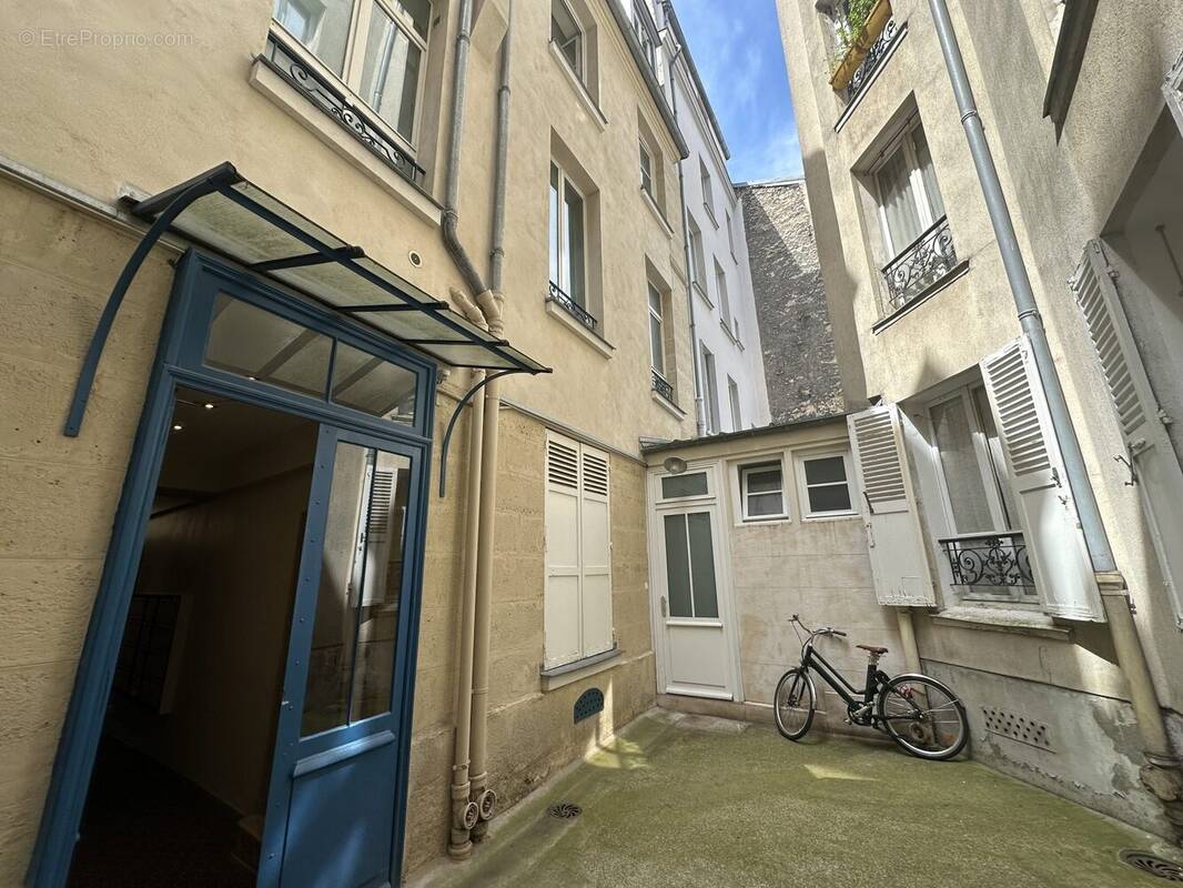 Appartement à PARIS-5E