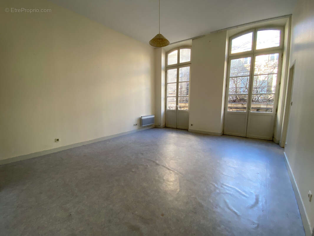 Appartement à BORDEAUX