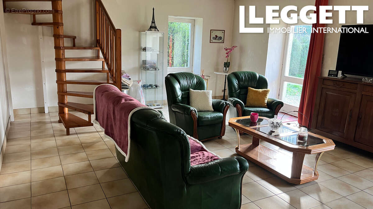 Maison à LANGOELAN