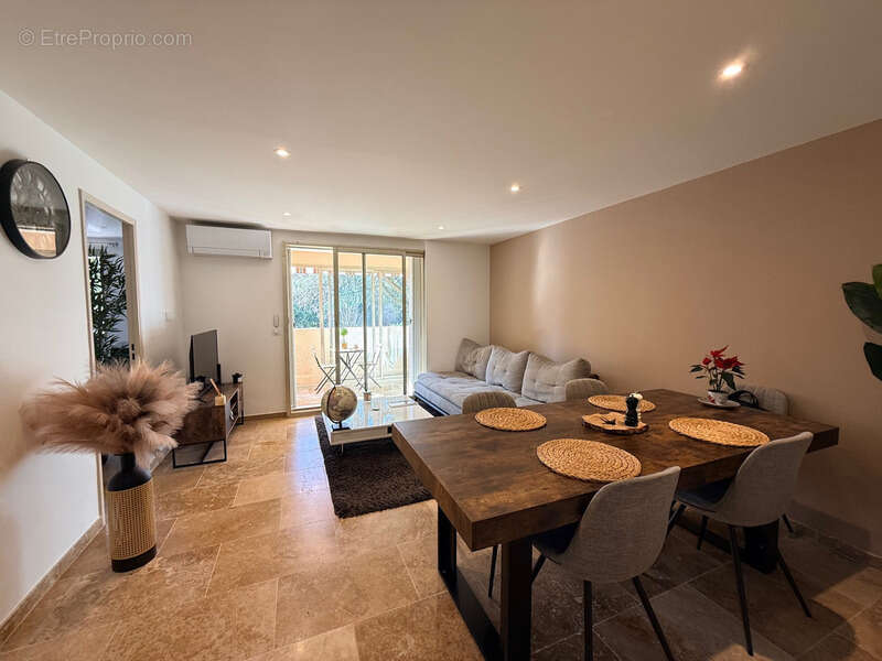 Appartement à vendre 3 pièces SAINTE MAXIME (83) - photo 3
