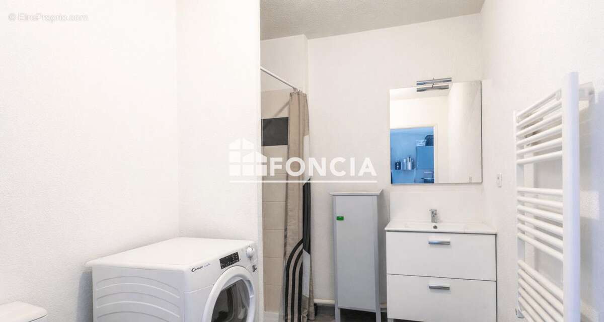 Appartement à CASTELNAU-LE-LEZ