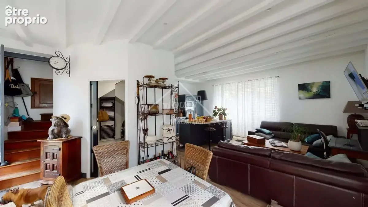 Maison rénovée, deux chambres, garage et jardin - photo 14