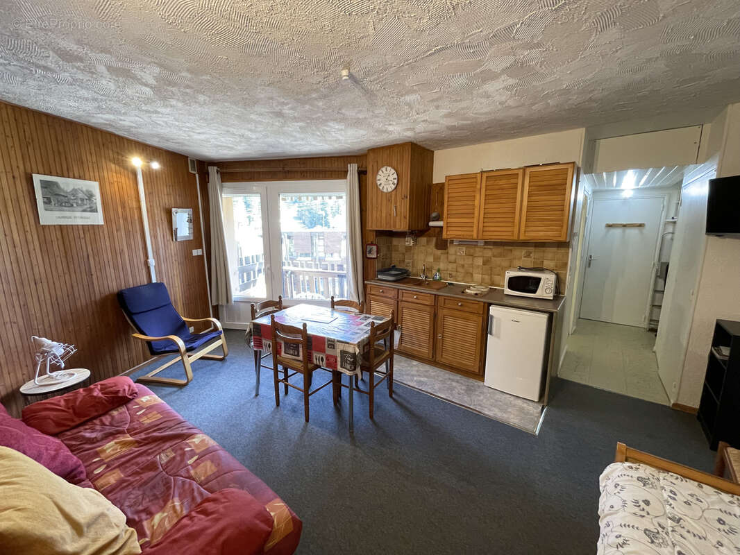 Appartement à LAVEISSIERE