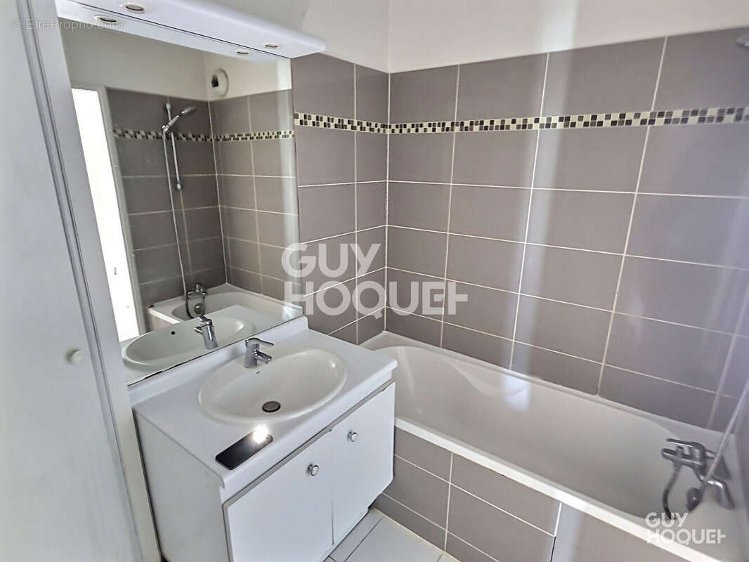 Appartement à MAISONS-ALFORT