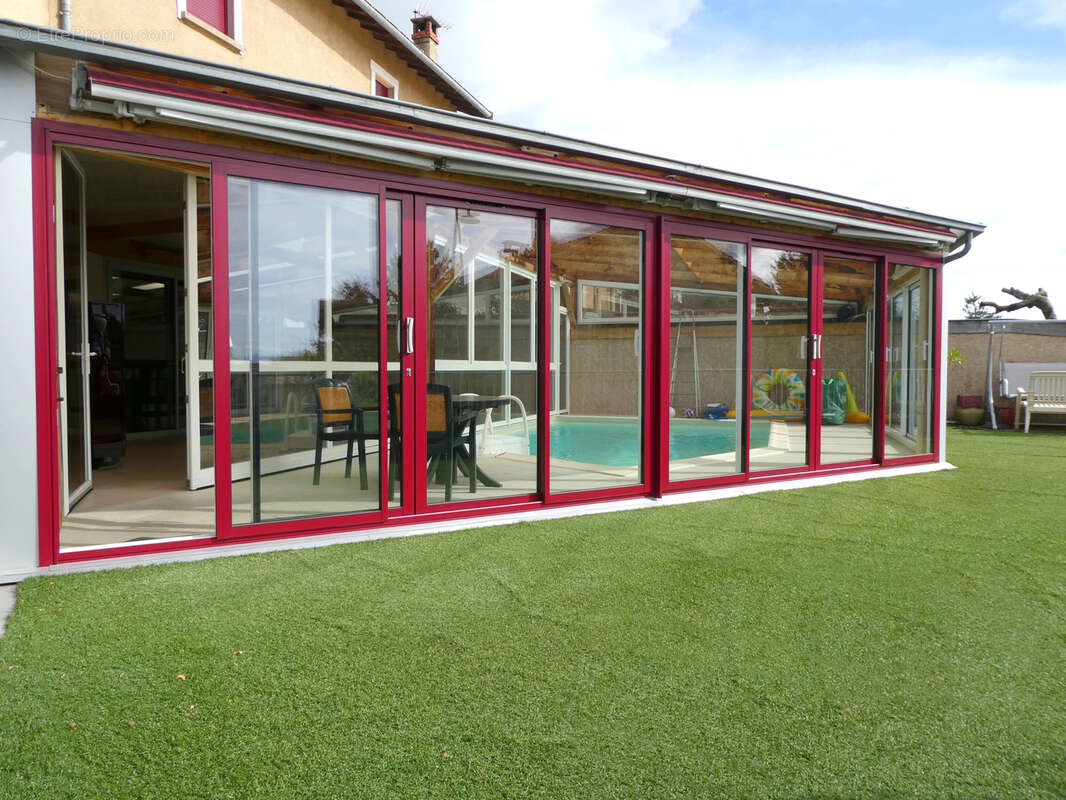 Maison à SAINT-LAURENT-DE-CHAMOUSSET