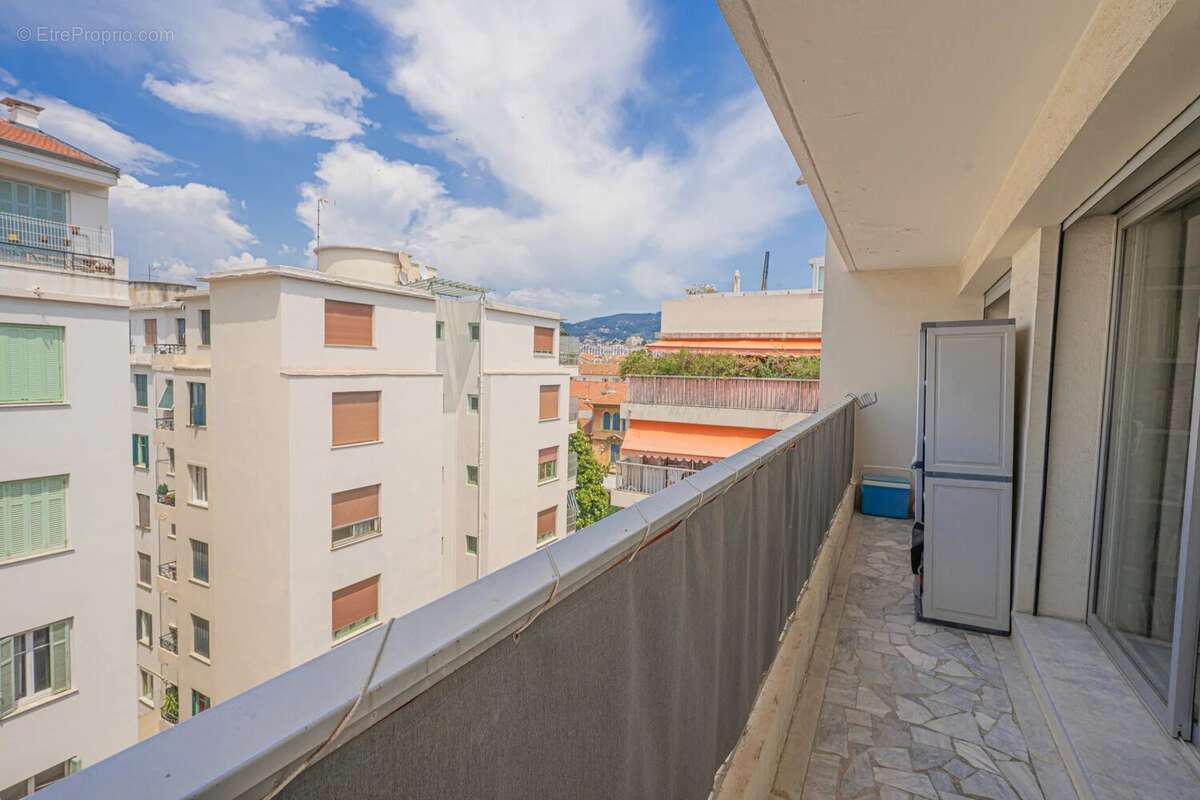 superbe 2 pièces 84m2 + terrasse 28m2 - photo 23
