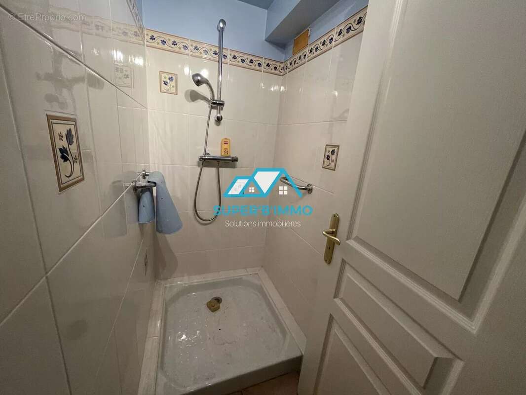 Maison à CHAMPAGNAC-LE-VIEUX