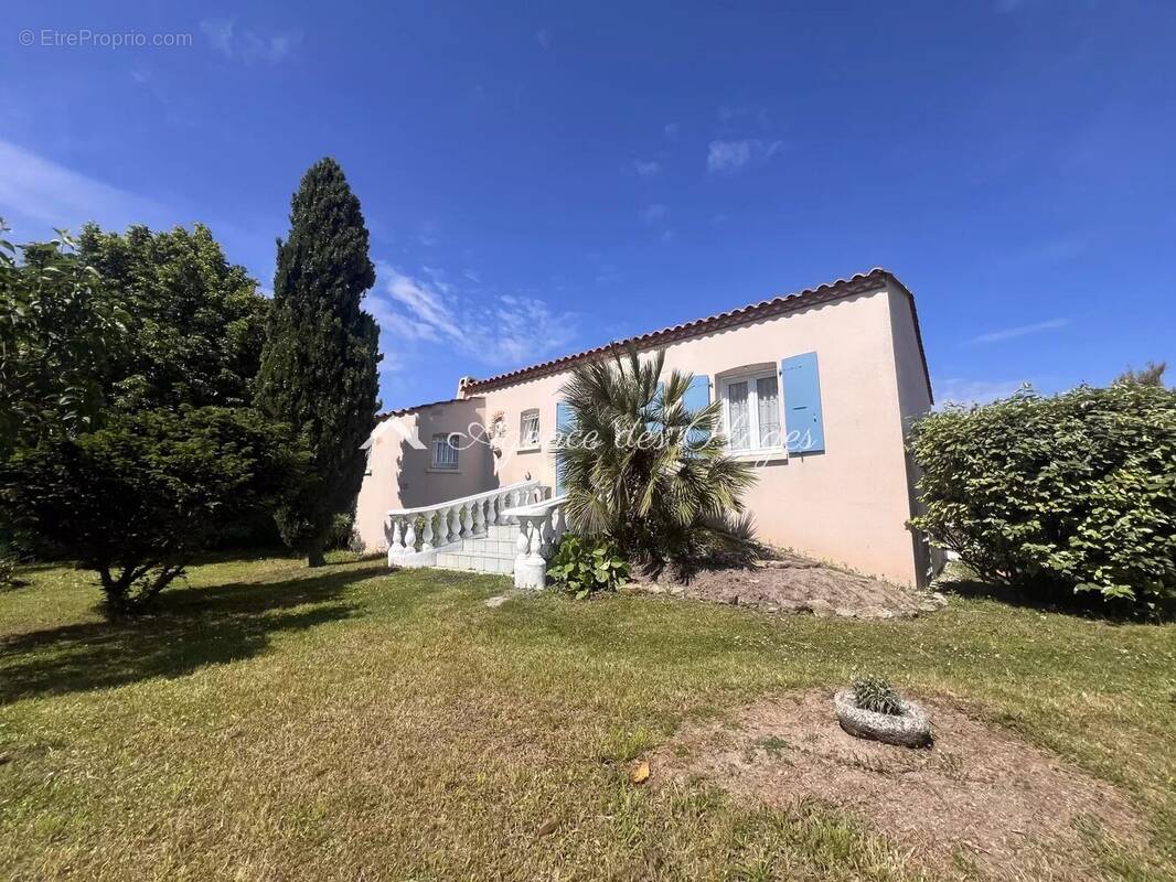 Maison à MESCHERS-SUR-GIRONDE