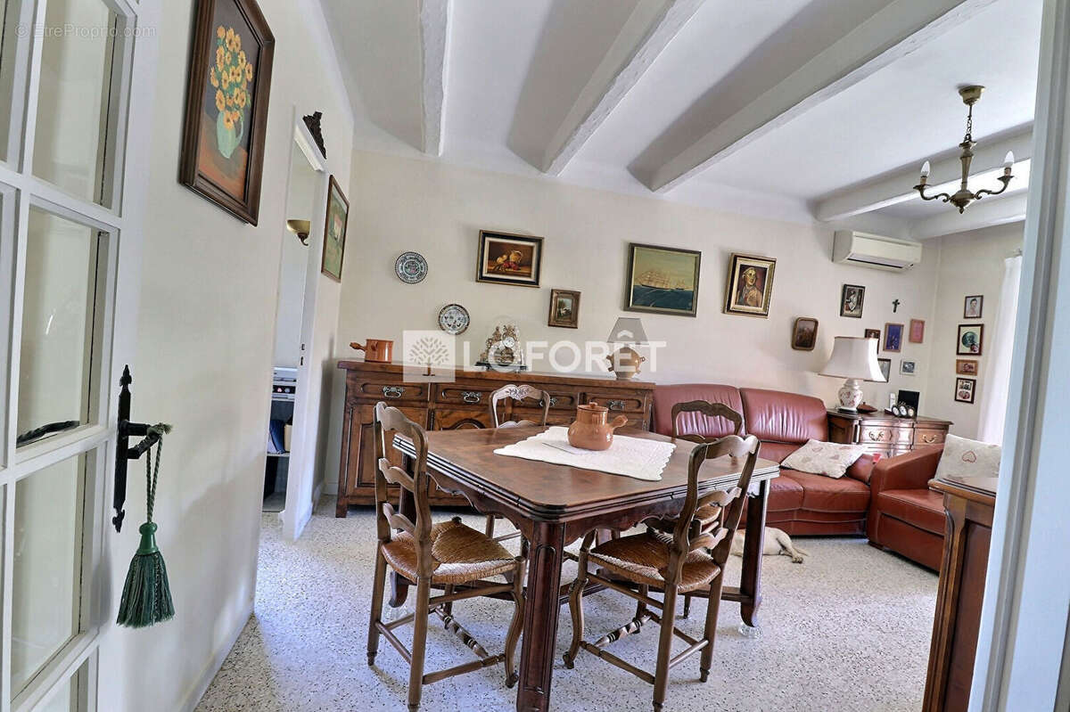 Maison à FORCALQUEIRET