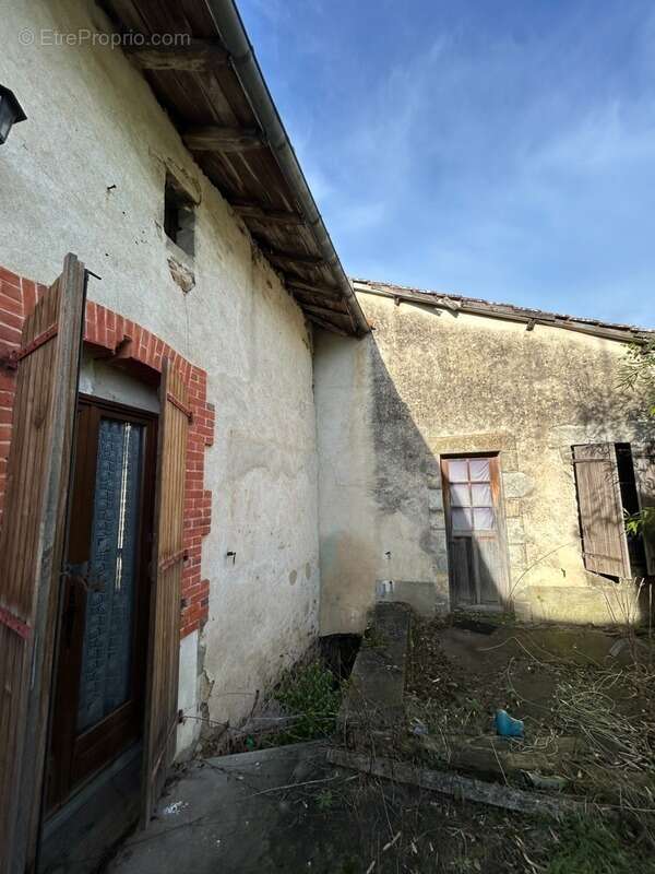 Maison à CHATEAUPONSAC