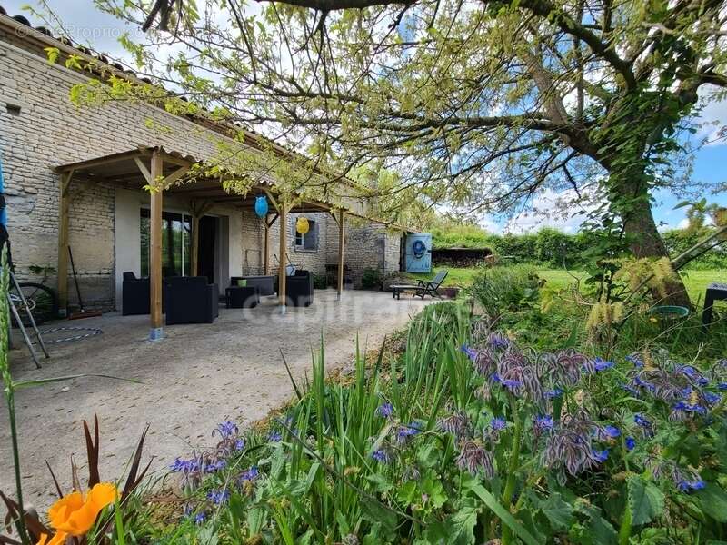 Maison à LA BROUSSE