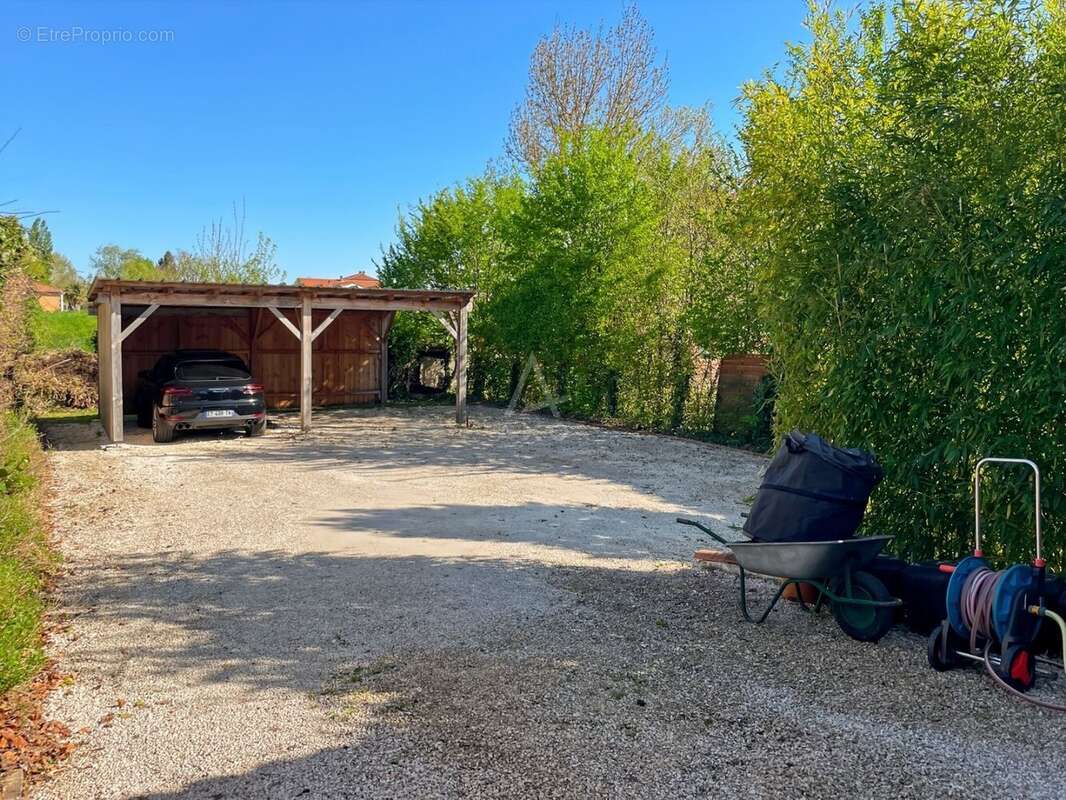 Maison rénovée avec piscine - photo 3