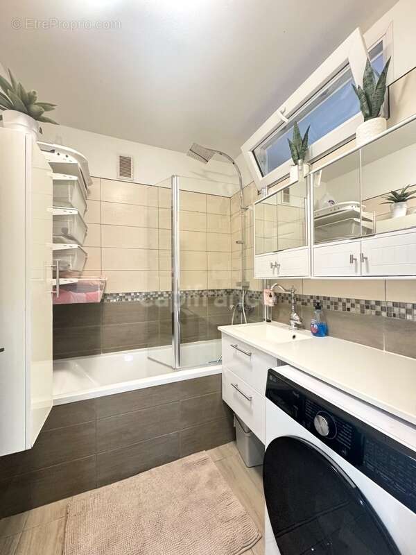 Appartement à MANTES-LA-VILLE