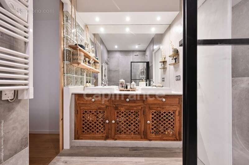 Appartement à MARSEILLE-8E