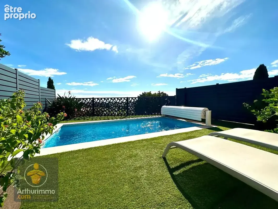 Photo Maison à Bormes-Les-Mimosas au prix de 658 000€