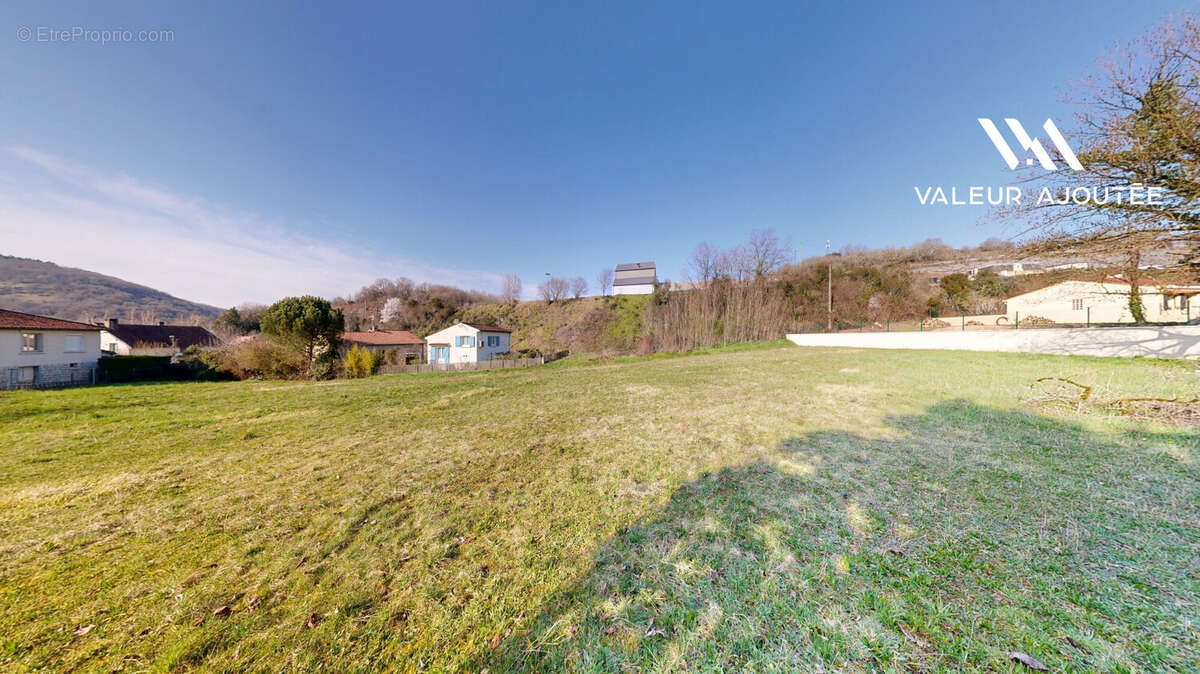 Terrain 1020 m² à Souillac  - photo 2