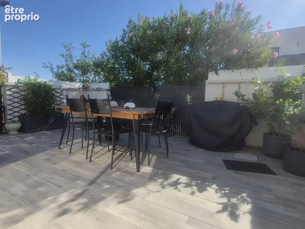 Villa recente - photo 11