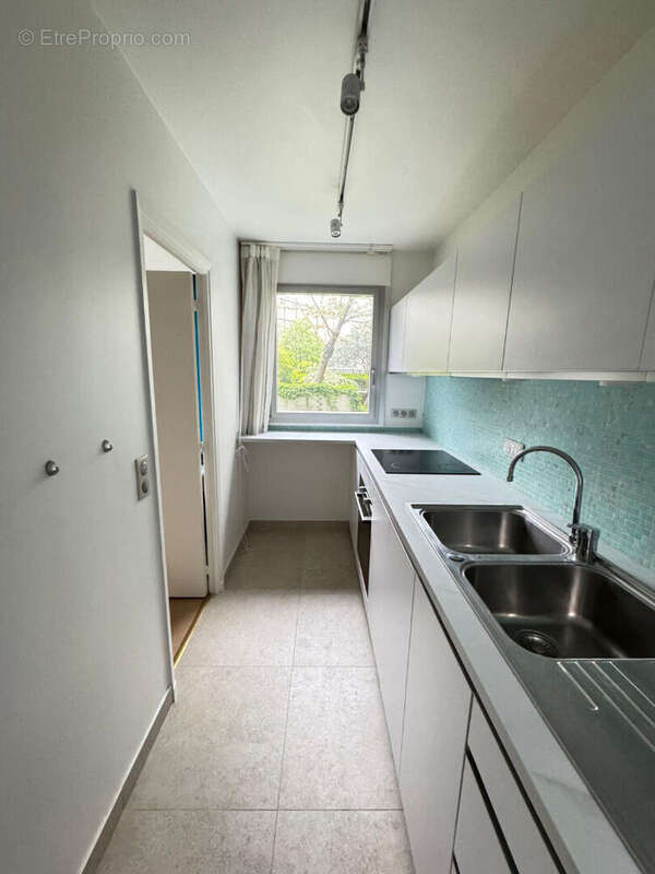 Appartement à PARIS-10E