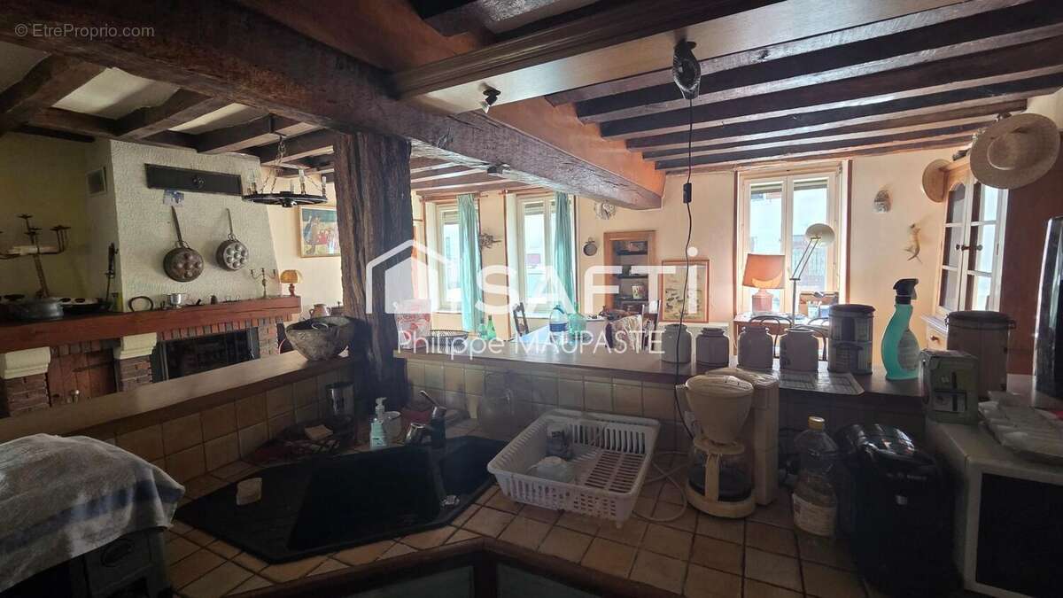Maison 138 m² à Chateauneuf-Val-De-Bargis  - photo 4