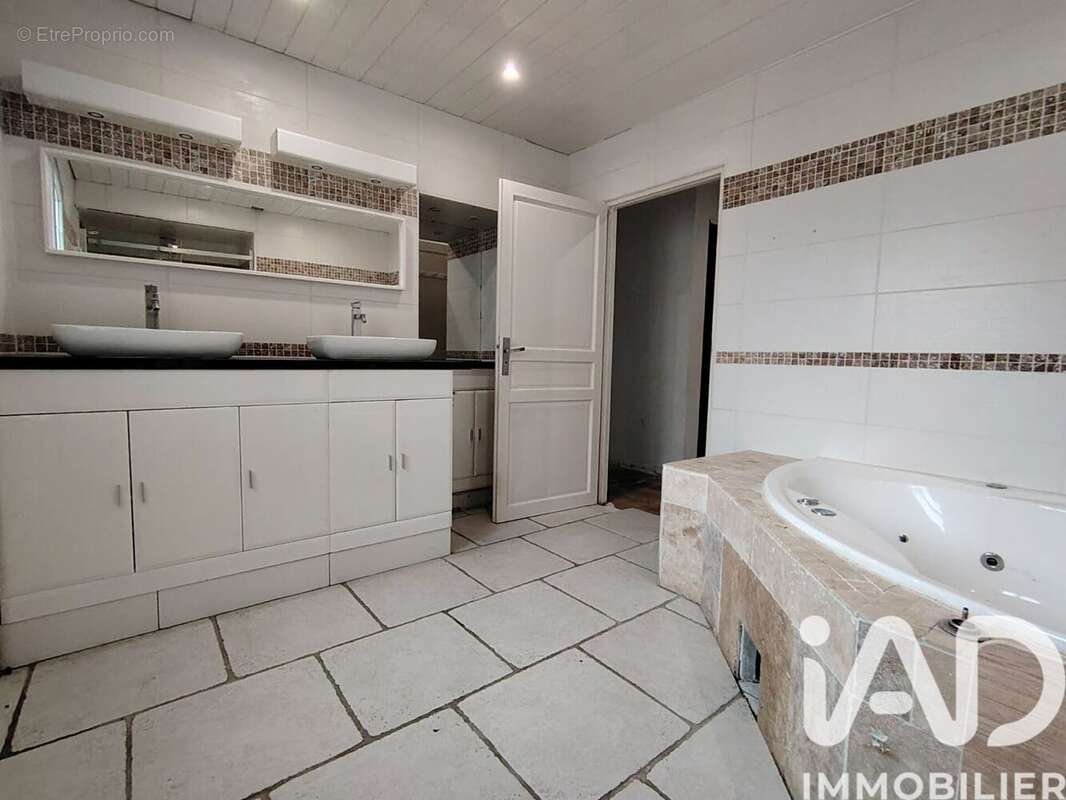 Photo 4 - Maison à MORIERES-LES-AVIGNON