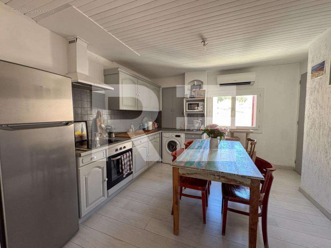 Appartement P2, traversant, avec cave au cœur de Caissargues - photo 3