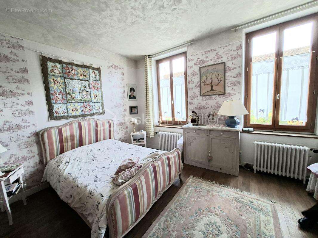 Maison à SAINT-BENOIT-SUR-LOIRE