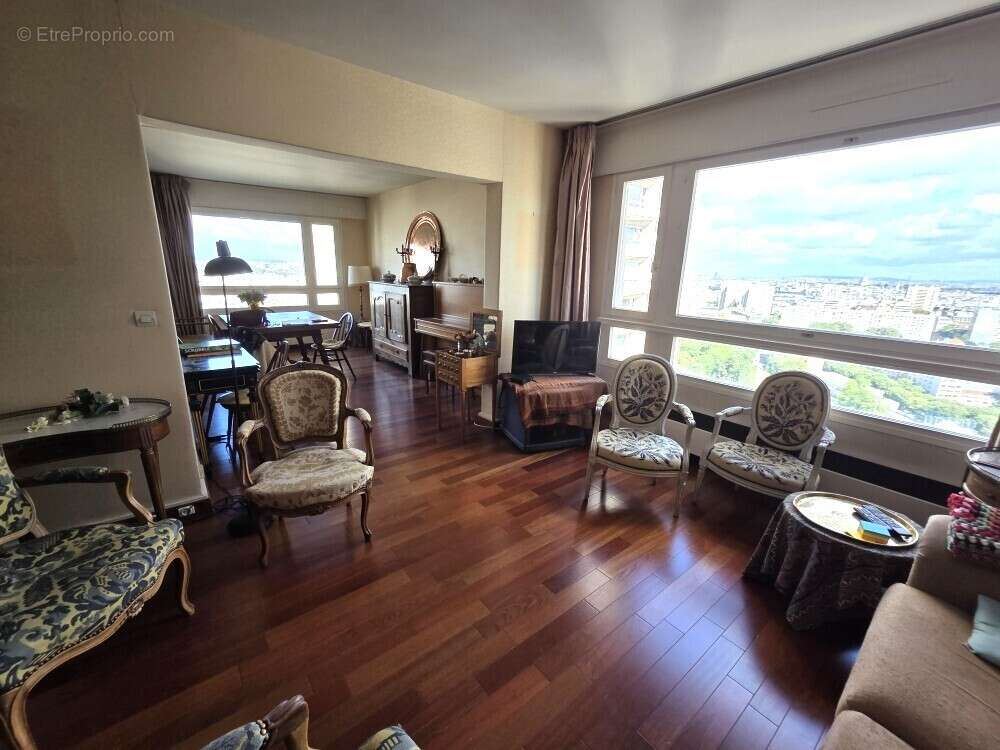 Appartement à PARIS-13E