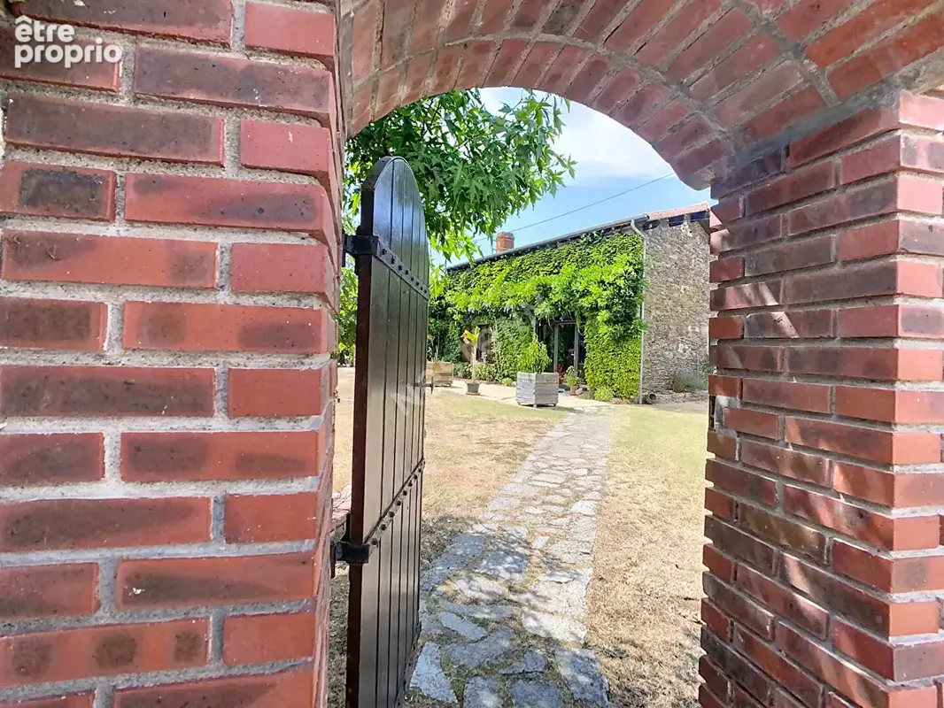 Longère à vendre sur La Regrippiere - photo 4