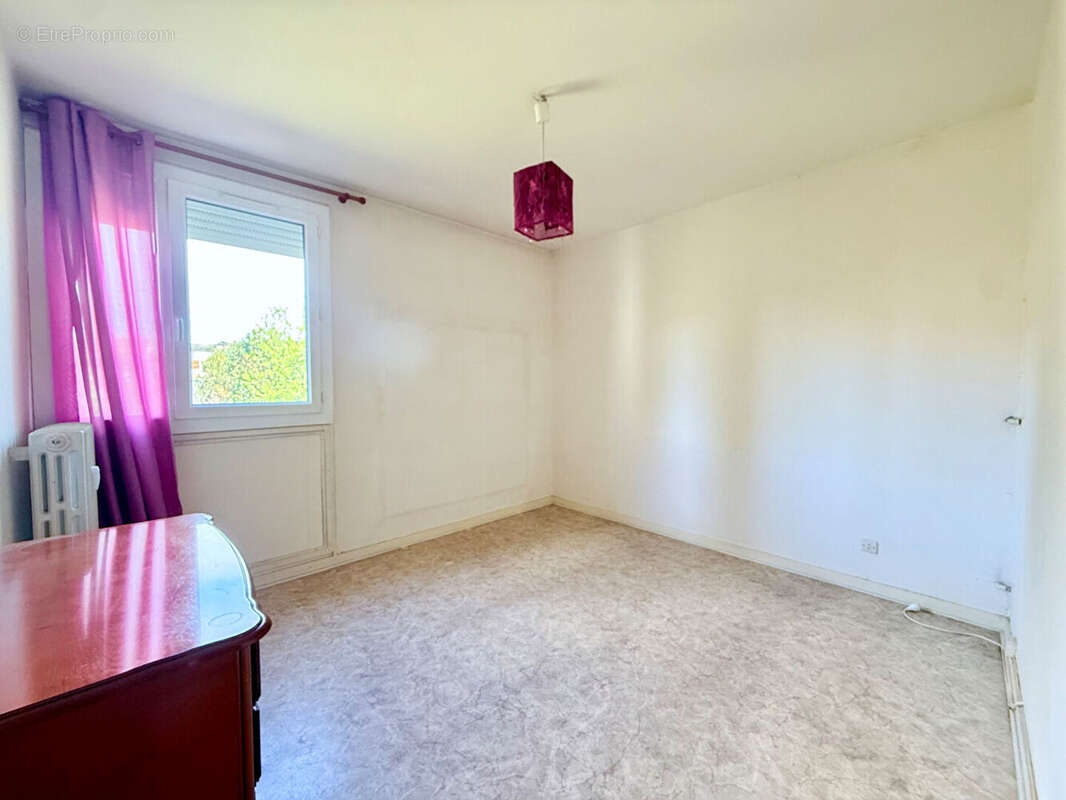 Appartement à DONZERE