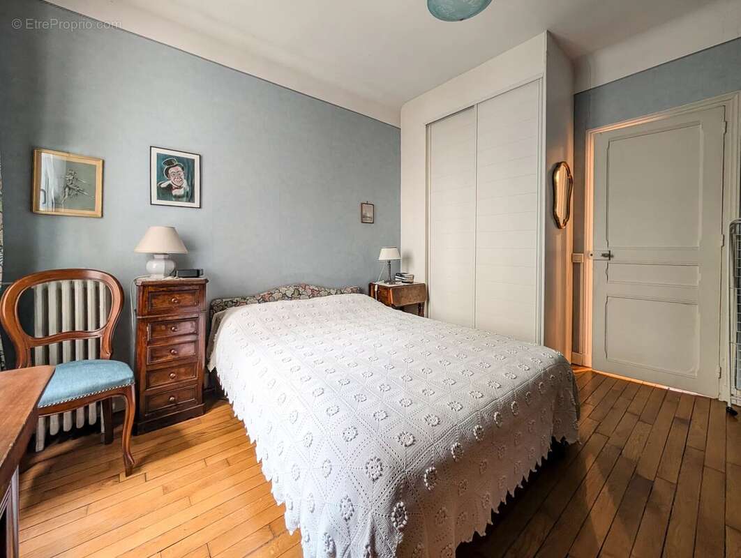 Appartement à PARIS-20E