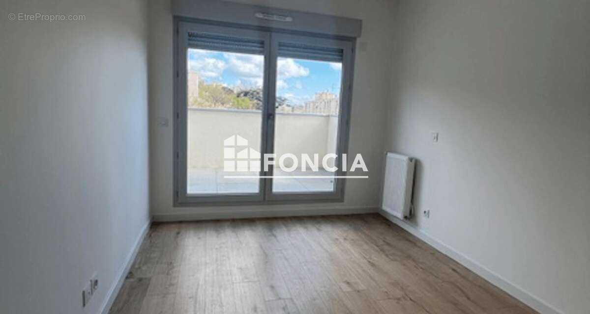 Appartement à RILLIEUX-LA-PAPE