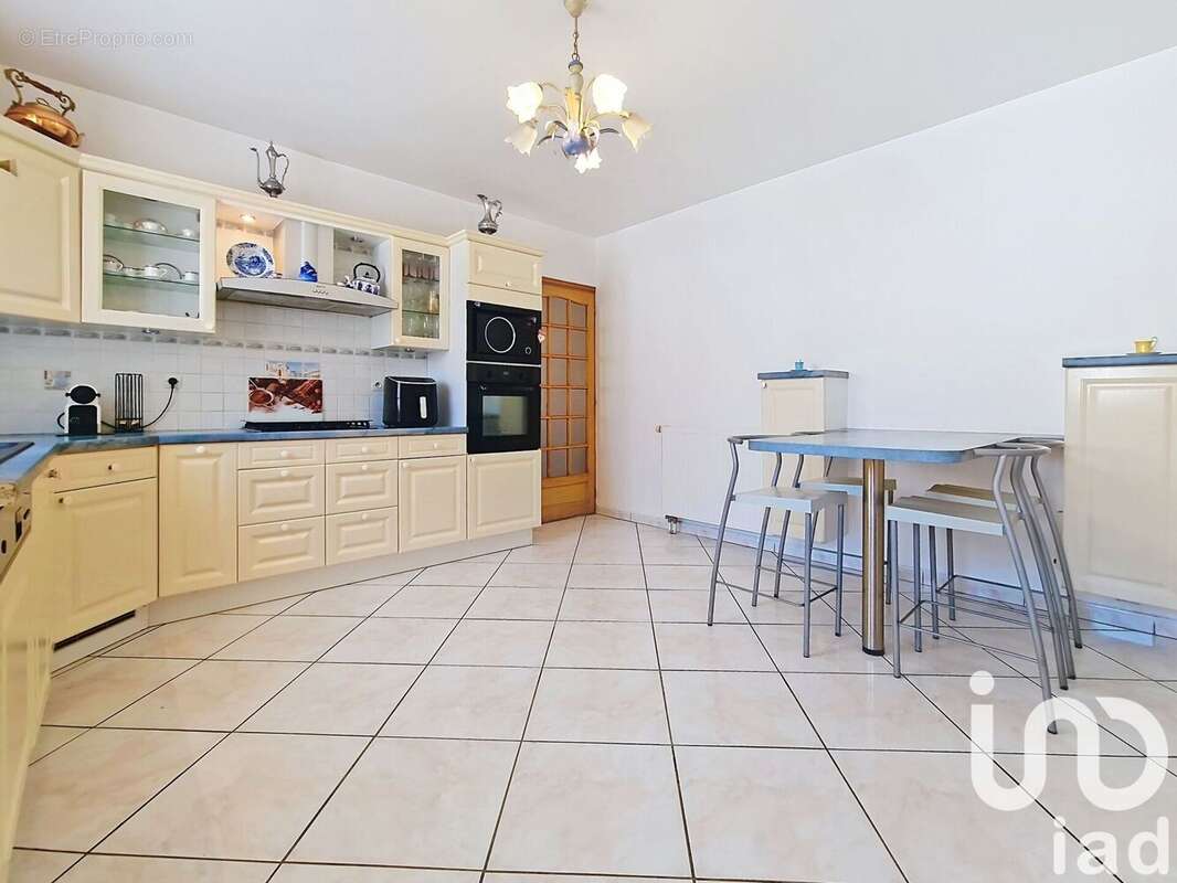 Photo 4 - Maison à GRETZ-ARMAINVILLIERS