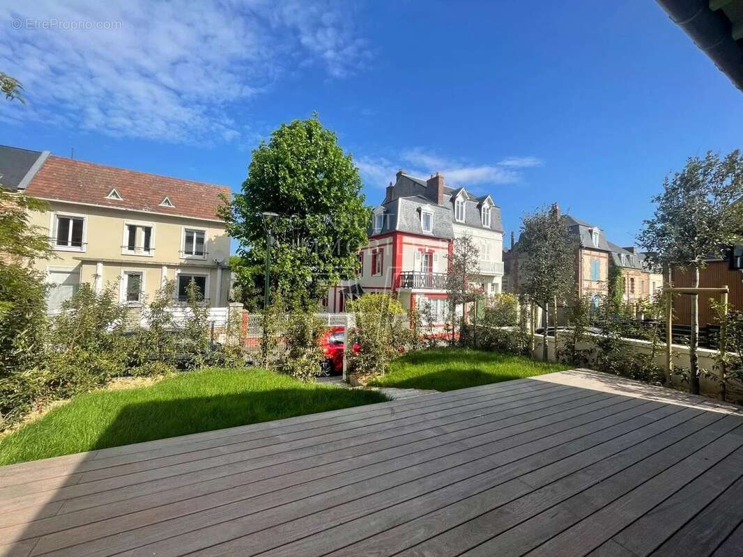 Maison à VILLERVILLE