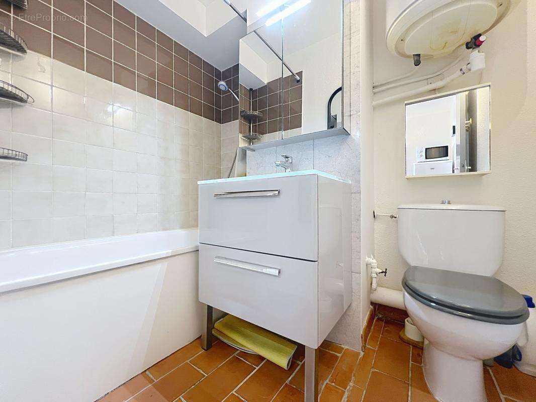 Appartement à VILLENEUVE-LOUBET