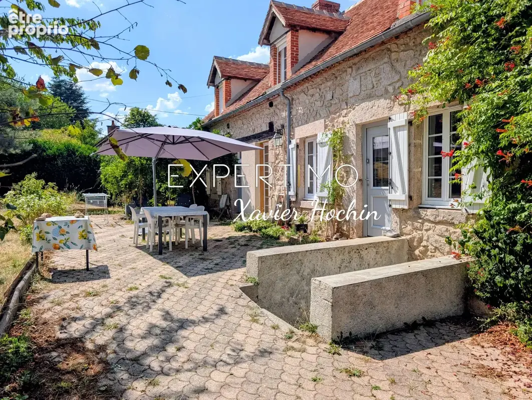 Maison à ECHASSIERES