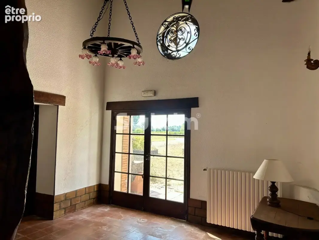 Superbe bastide en pierre de 500 m² à La Motte - photo 5