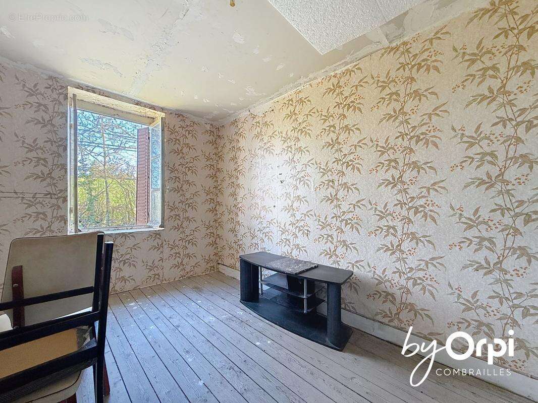 Maison à SAINT-ELOY-LES-MINES