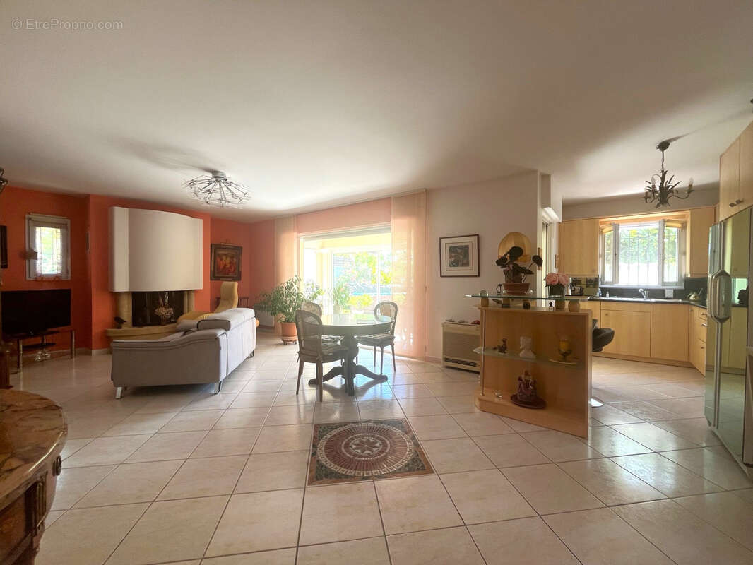 Maison à SAINT-RAPHAEL