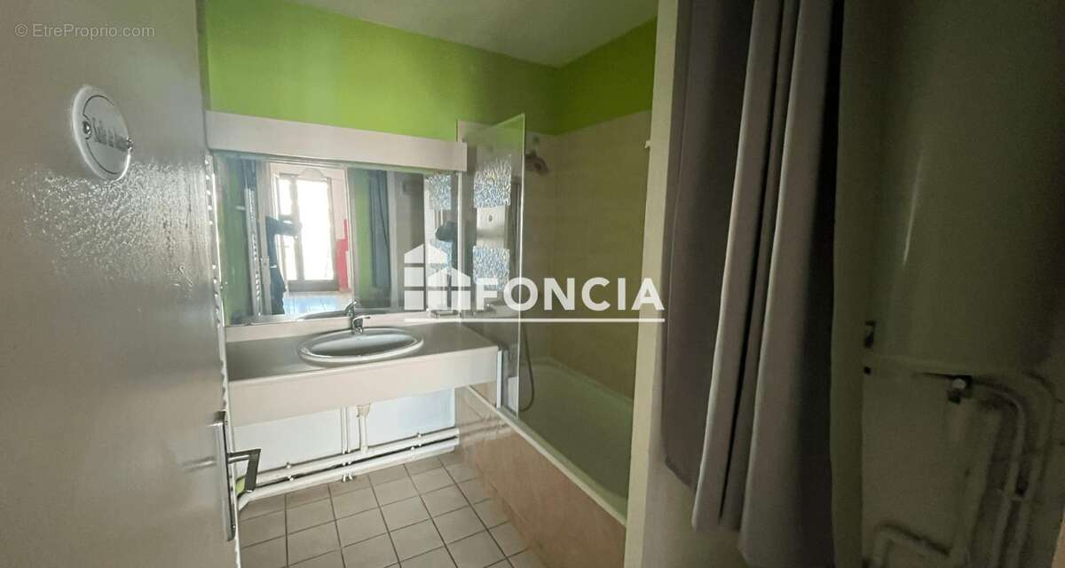 Appartement à AMBILLY