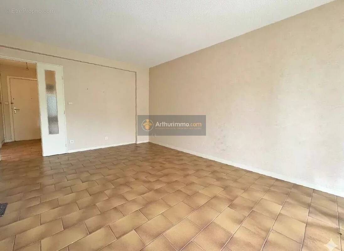 Appartement à FREJUS