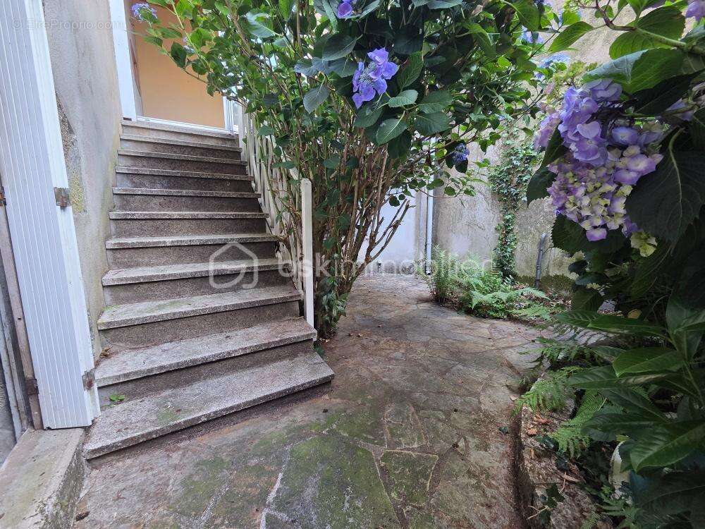 Maison 11 pièces190m2 - photo 3