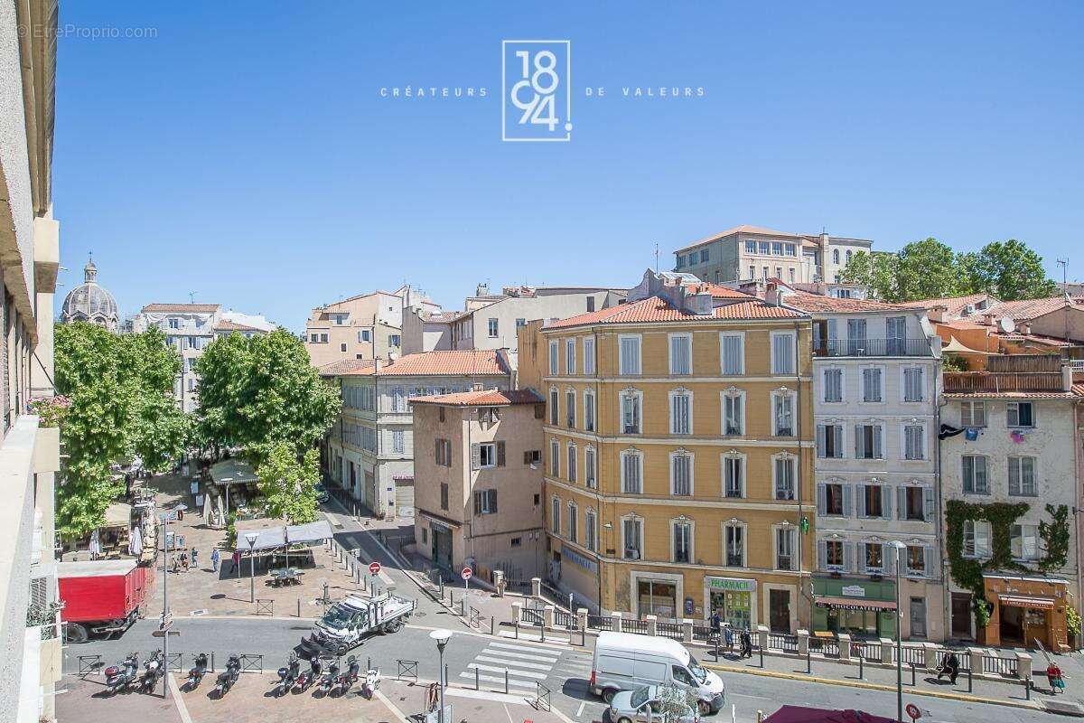Appartement à MARSEILLE-2E