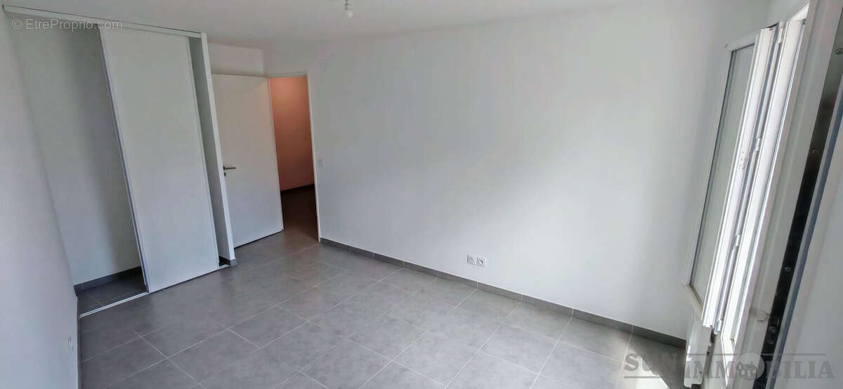 Appartement à LE ROURET